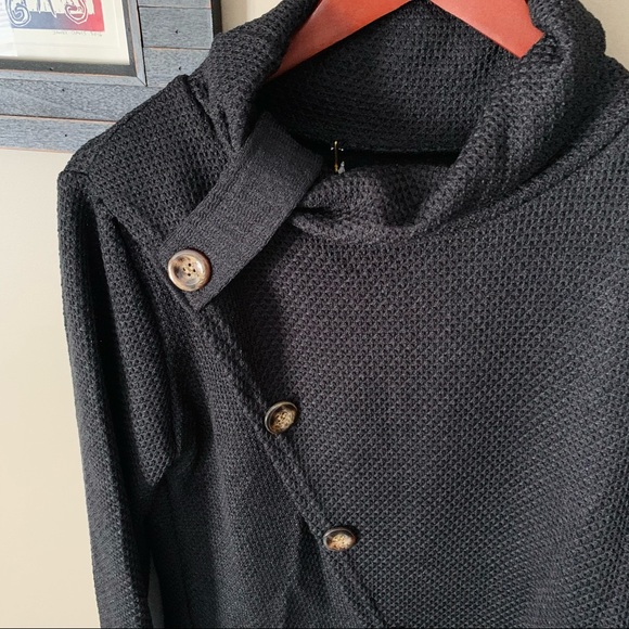 NWT 💎 Black Knitted Button Over-the-Head Cardigan - Picture 3 of 9
